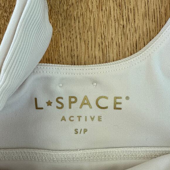 L Space Sports Bra & Bike Shorts Set Size S Gray Ivory - Picture 3 of 4